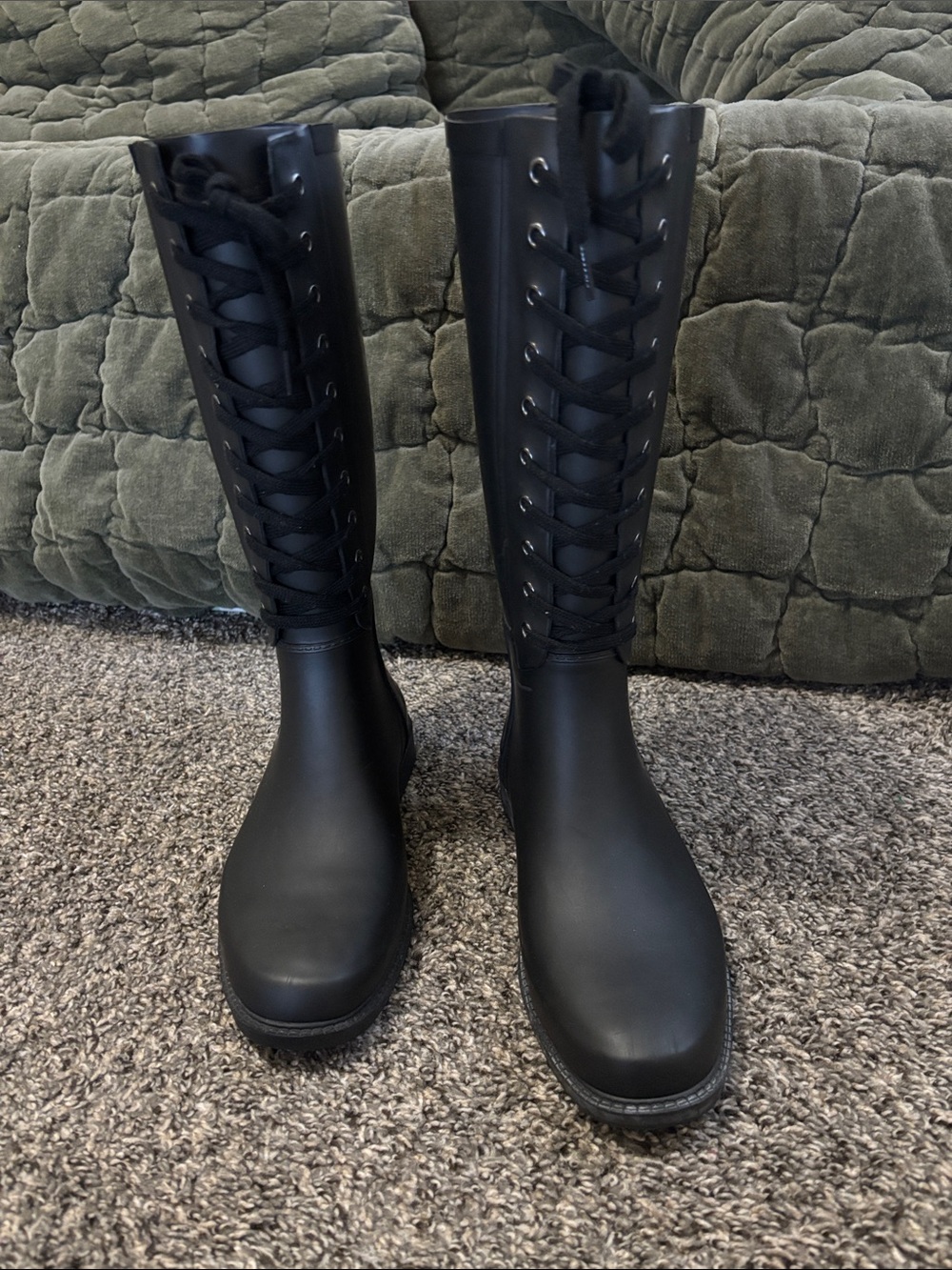 Merona rubber tall black rain boots Women 10 good condition Target fall spring